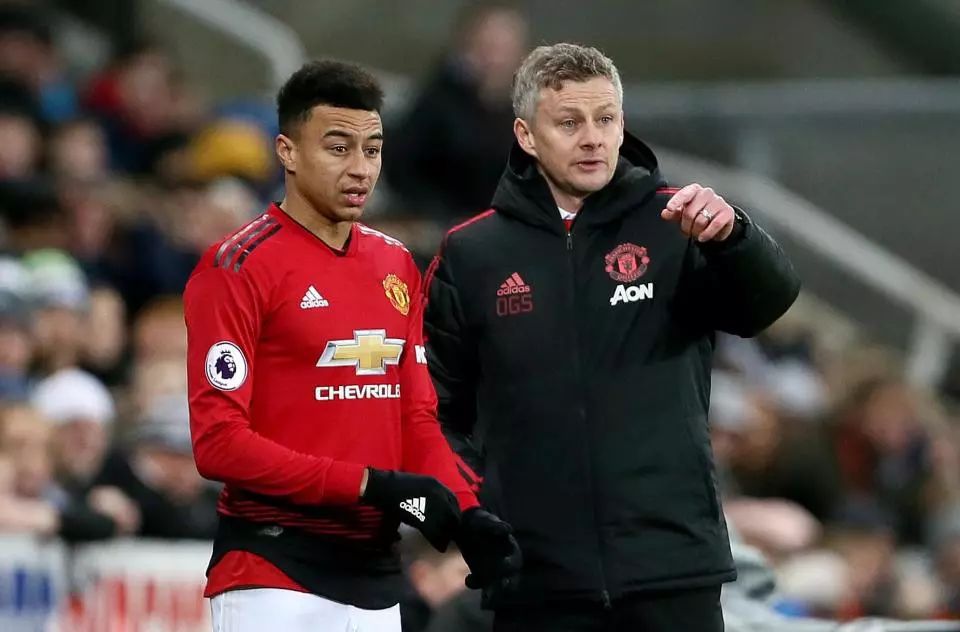 并推动女性 并推动女性